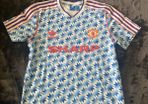 Man United retro jersey