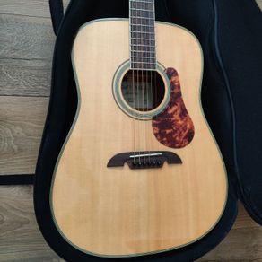 Alvarez MD60BG - All Solid Bluegrass