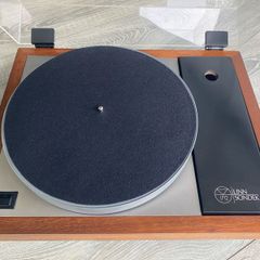 Linn LP12 Sondek turntable