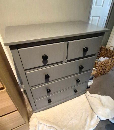 3ft bed frame & matching chest of drawers