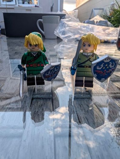 Not original lego Legends of Zelda figs