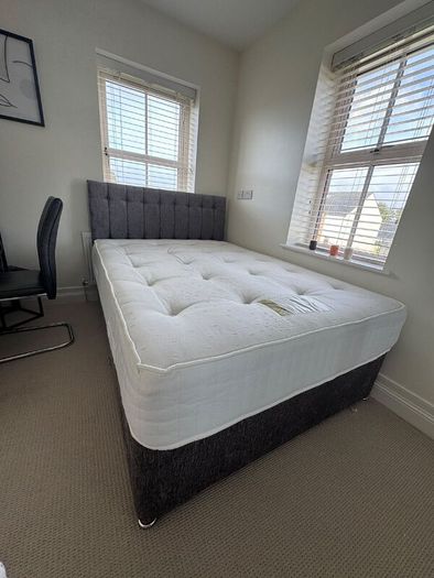 Bed and mattress