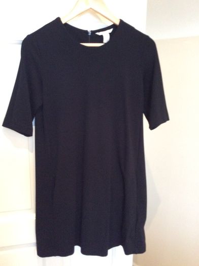 Beautiful black shift dress H&M small 10 12
