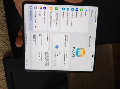Honor  magic V3 foldable phone