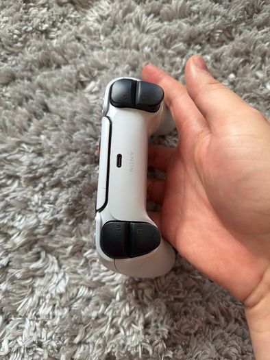PS5 DualSense White Controller (BDM-030)