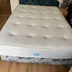 Cooltouch Double Mattress Good Condition