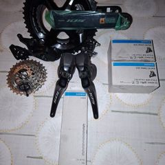 SHIMANO 105 12 speed groupset