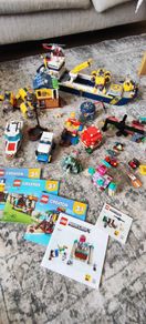 Lego Blocks Constructor sets including 40 minifigures