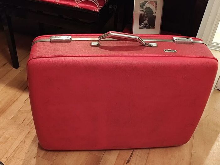 Amazing Vintage Red Suitcase American Tourister