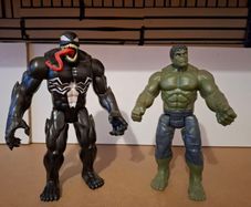 Venom & Hulk (12inch)