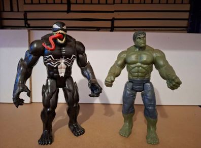 Venom & Hulk (12inch)
