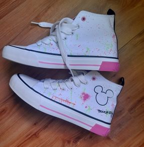 girl's Disney high tops