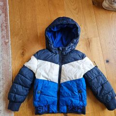 Warm boys jacket Age 3-4