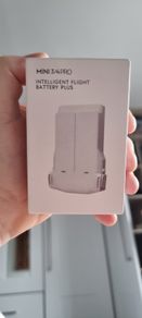 2 Dji mini 3/4 intelligent flight batteries brand new unused in box