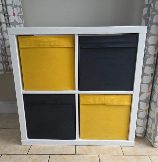 Kallax 4 cube unit