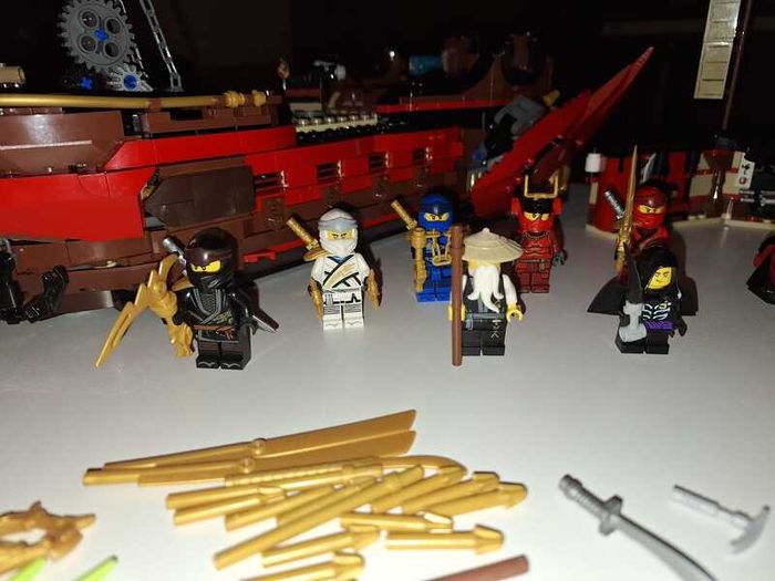 Lego Set Destiny's Bounty 71705
