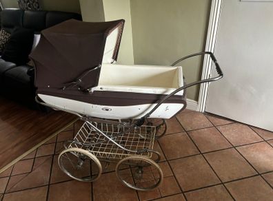 Pedigree Pram