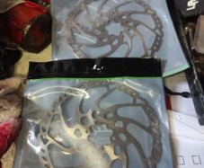 Shimano 205mm rotors new 6 bolt dic brake