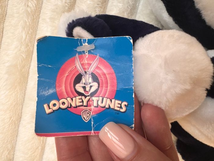 Vintage Looney Tunes Pepe Le Pew Skunk Plush Red Heart Boxers 1997 approx. 35 cm. Please see photos