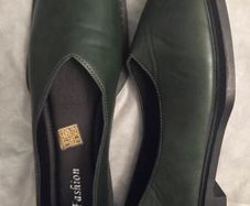 Comfortable green shoes