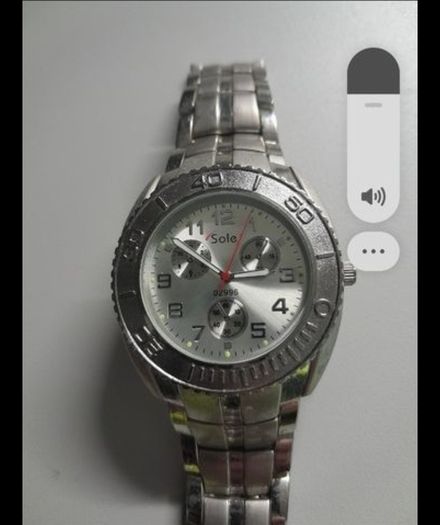 mens heavy watch needs battery