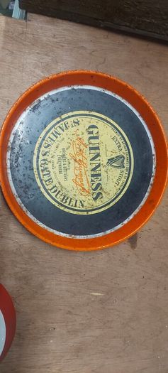 vintage Guinness metal drinks tray ,hard to come by, collectors item,,buyer collects or pays postage thank you, great advertising patina,,used condition, see pictures for condition, sold as seen