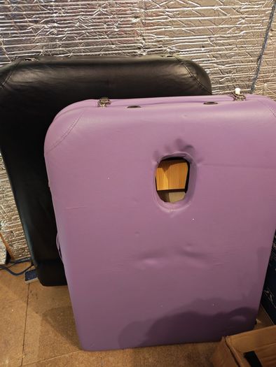 massage tables