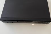 Denon DVD player DN-V100 (professional dvd player)