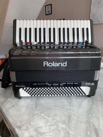 Roland FR3S Excellent Condition