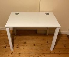 Modern White Solid Wood Desk/Workstation with Metal Legs