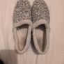 TOMS slippers / house shoes Image 5
