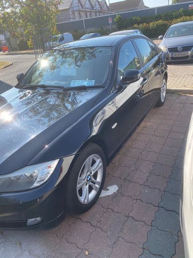 BMW 3-Series 2010