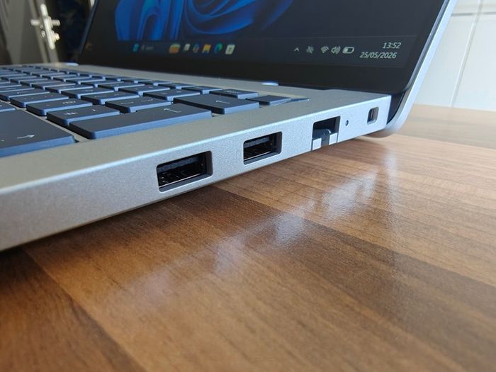 New 2026 Dell Pro 14 | Ultra 7 | 16GB | 256GB | 14" WUXGA | Dell Warranty 2030 | Win11