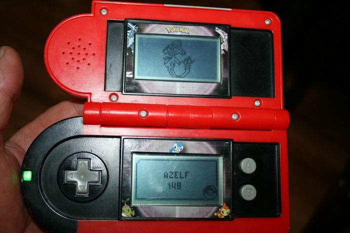 Pokemon Sinnoh Pokedex Handheld Game Jakks Pacific Nintendo