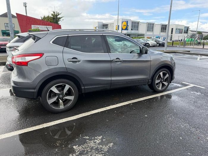 Nissan Qashqai 2015