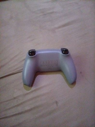 PS5 controller
