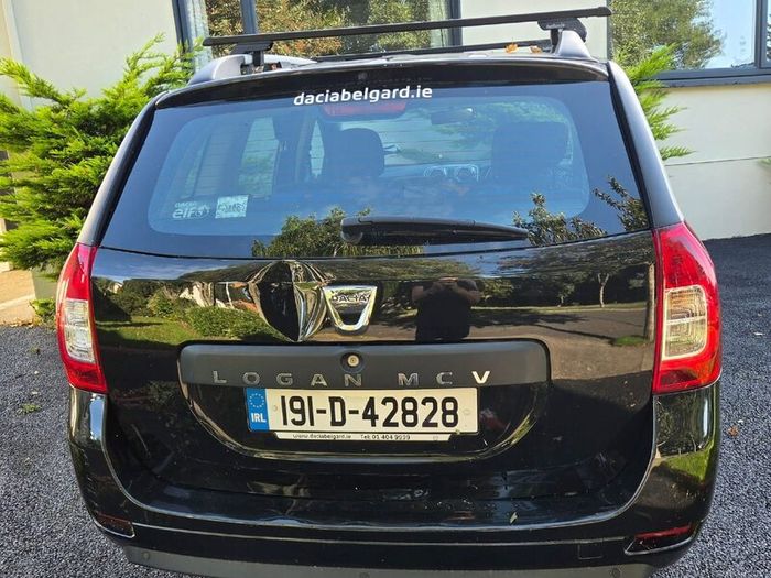 191 Dacia Logan Estate Only 33,900kms 6,950
