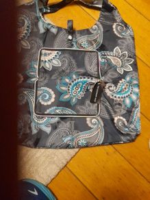 Foldable shopping bag