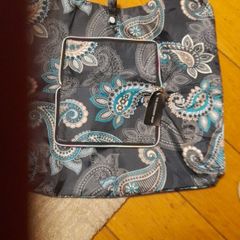 Foldable shopping bag