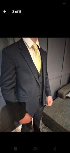 River Island Mens navy suit. Ideal for a Wedding or a Debs!