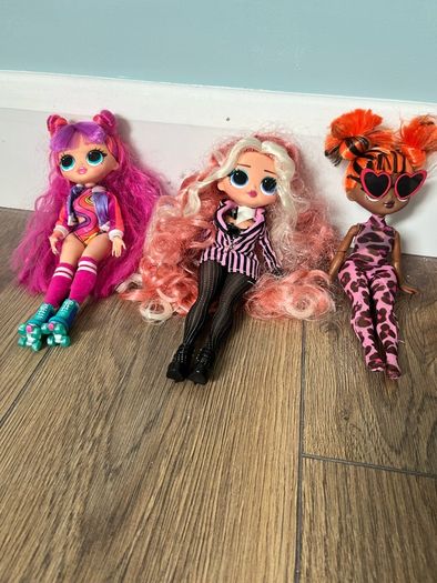 OMG dolls bundle