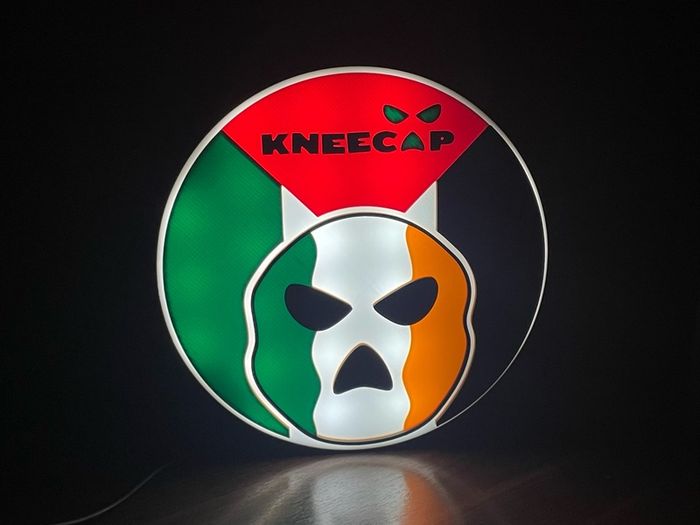 Kneecap Lightbox