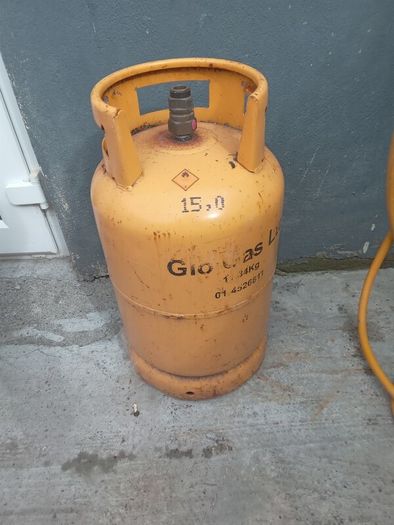 gas bottles (half full)