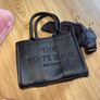 Marc Jacobs The Tote Bag(not authentic) Image 4