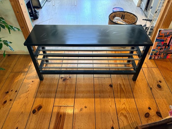 Tjusig bench with shoe storage
