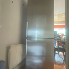 Bosch XL Stainless Steel Fridge Freezer Frost Free (200CM X 69CM)