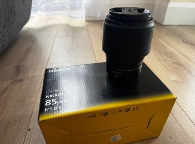 Nikon z 85mm 1.8s