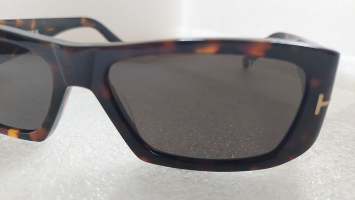 Brand New Tom Ford Andres 02 FT0986 52A Sunglasses