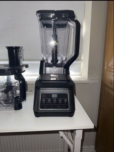 Ninja 3-in-1 Food Processor & Blender (Like new, Boxed)