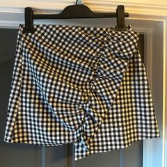 ZARA ladies B/W gingham mini skirt Size M